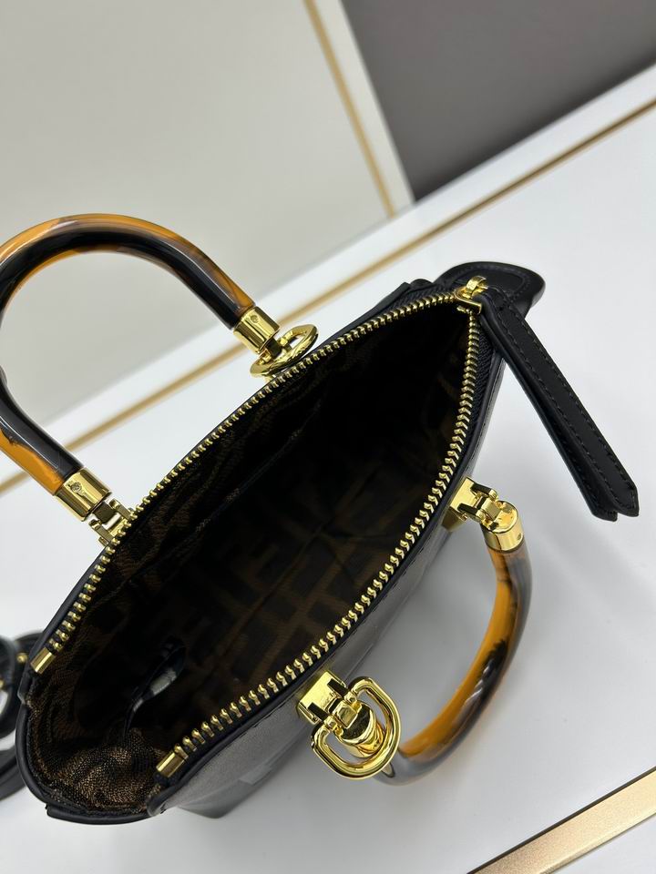 FDNI-Bags - Strap Story - 012