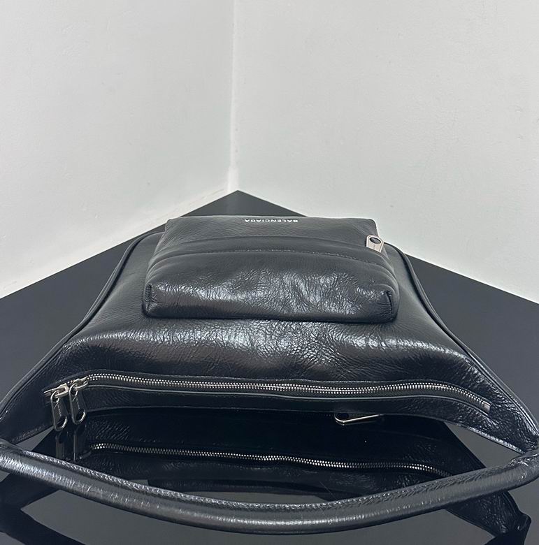 BLGA-Bags - Strap Story - 095