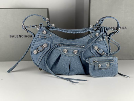 BLGA-Bags - Strap Story - 320