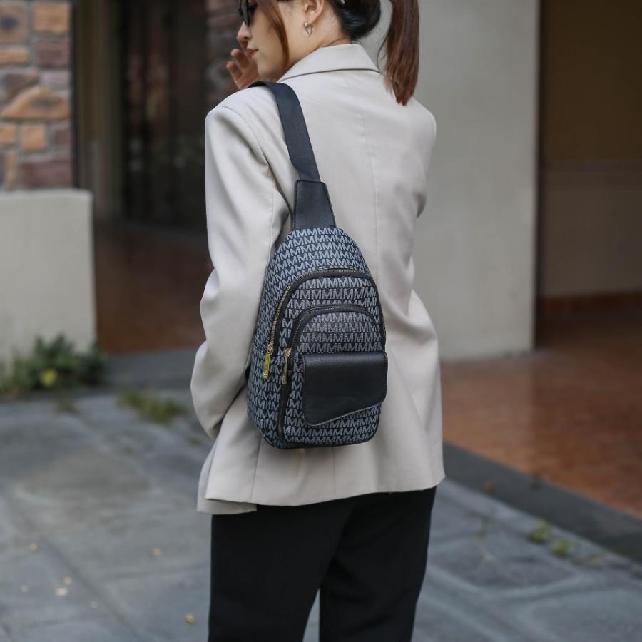 StrapStory - Backpack 422