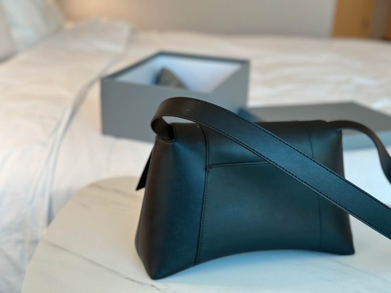 BLGA-Bags - Strap Story - 558