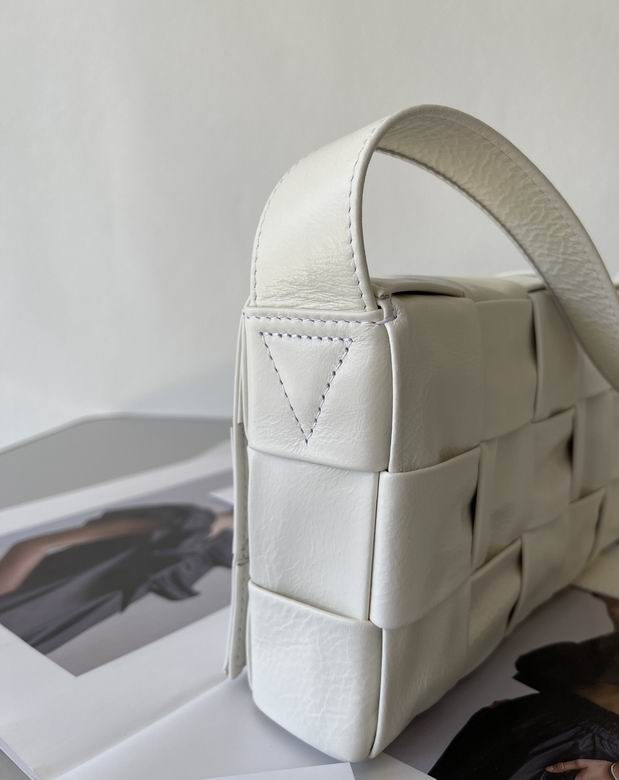 BTVA-Bags - Strap Story - 180