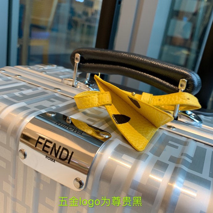 FDNI-Bags - Strap Story - 520