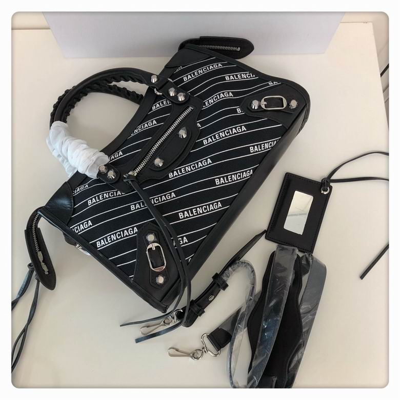 BLGA-Bags - Strap Story - 412