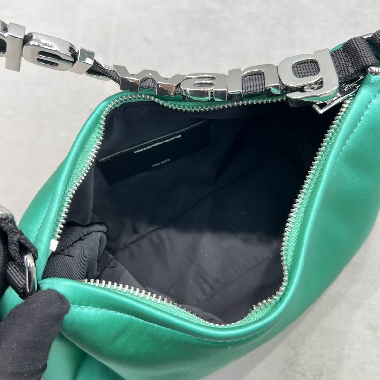 AXWG-Bag - Strap Story - 008