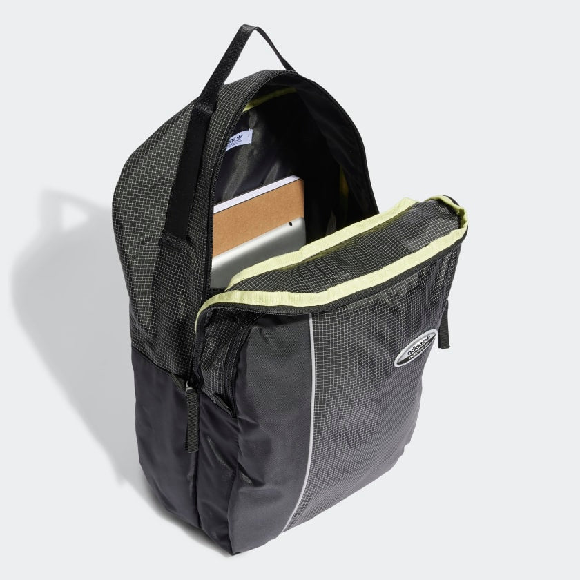 StrapStory - Backpack 599