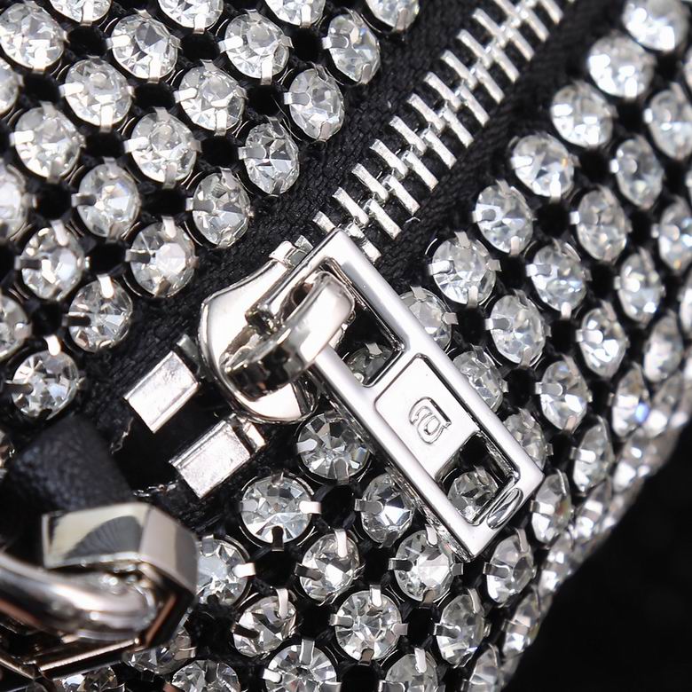 AXWG-Bag - Strap Story - 003