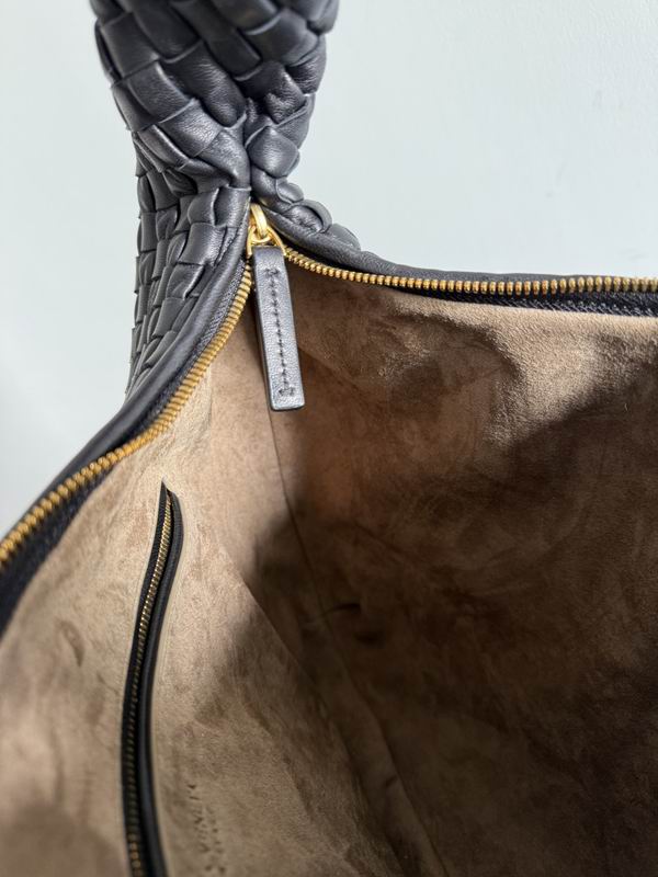 BTVA-Bags - Strap Story - 385