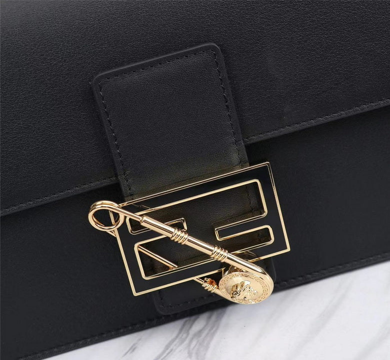 FDNI-Bags - Strap Story - 675