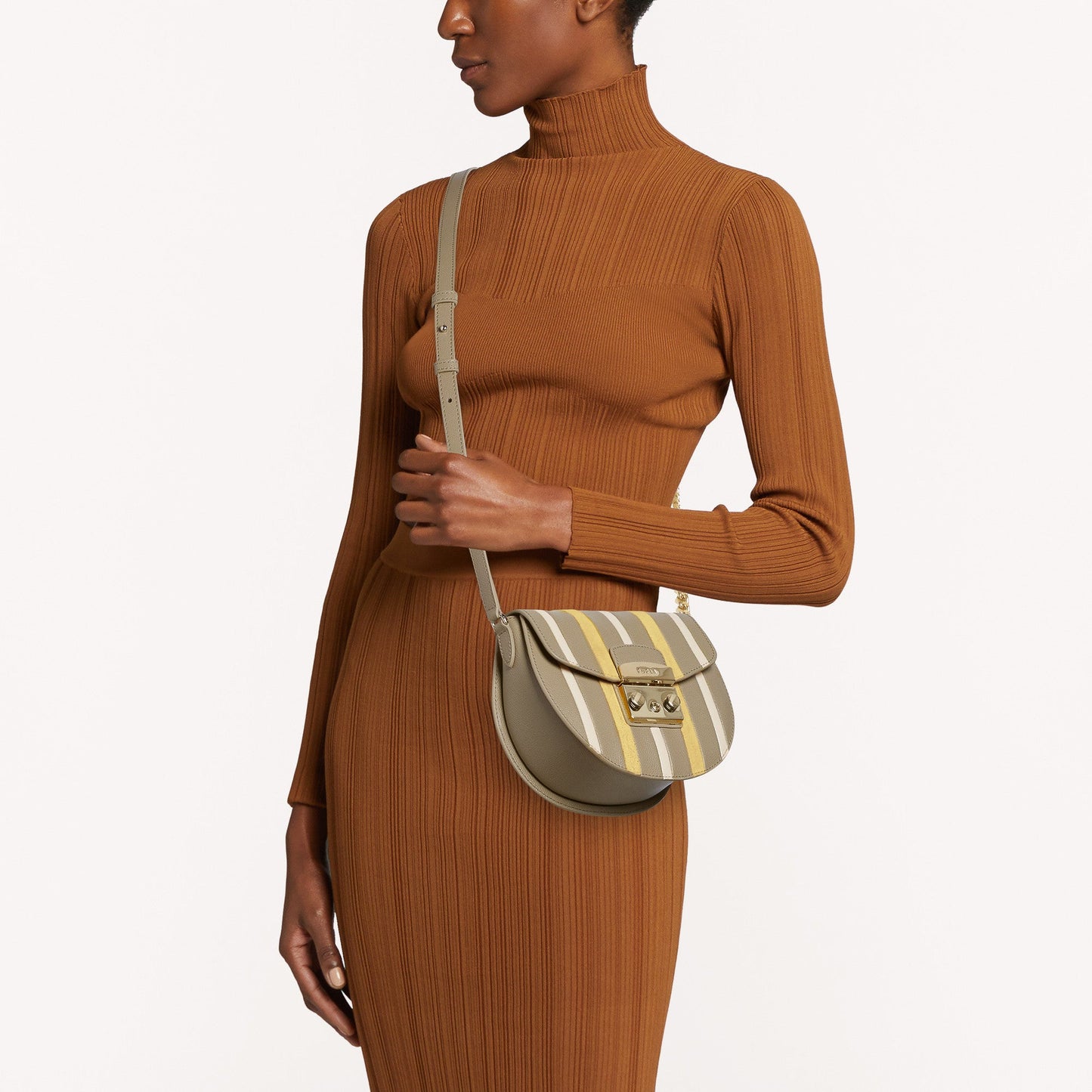 StrapStory - Crossbody 3970