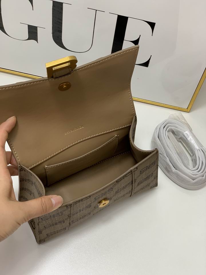 BLGA-Bags - Strap Story - 512