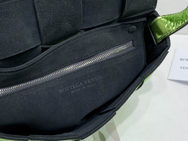 BTVA-Bags - Strap Story - 147