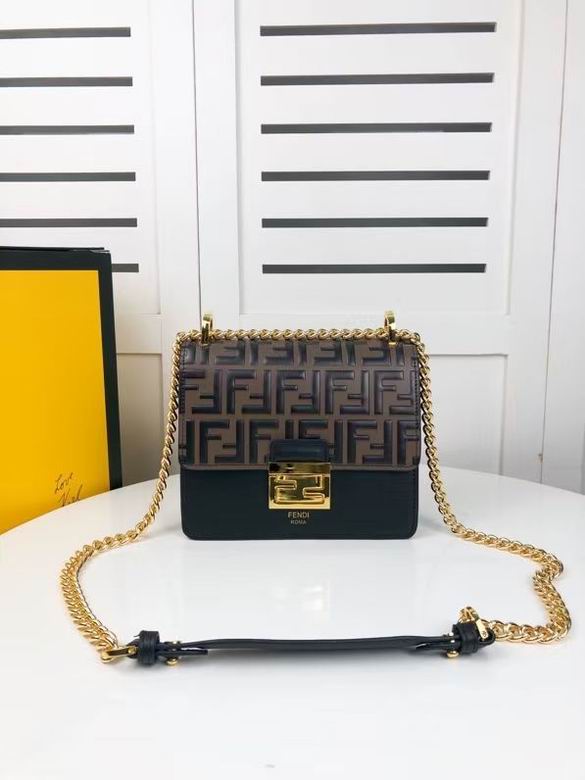FDNI-Bags - Strap Story - 088