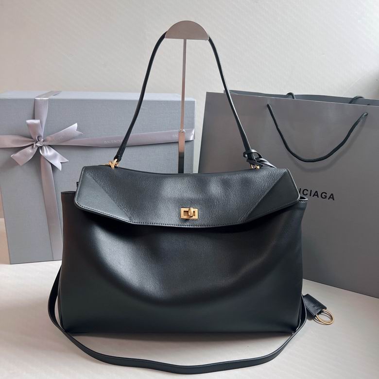BLGA-Bags - Strap Story - 580