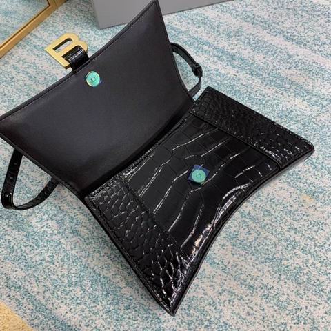 BLGA-Bags - Strap Story - 130