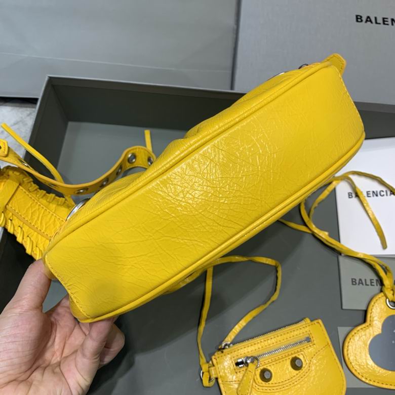 BLGA-Bags - Strap Story - 103