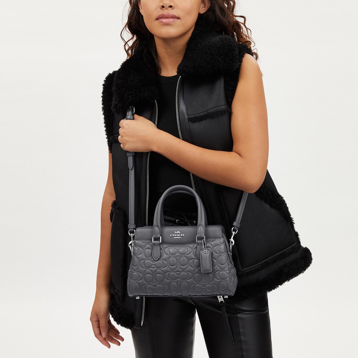 StrapStory - Bucket Bag 007