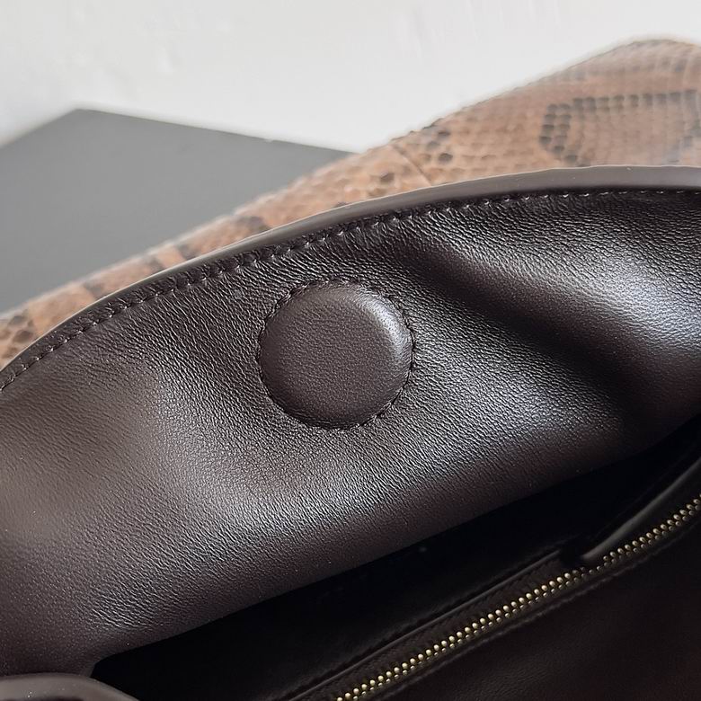 BTVA-Bags - Strap Story - 279