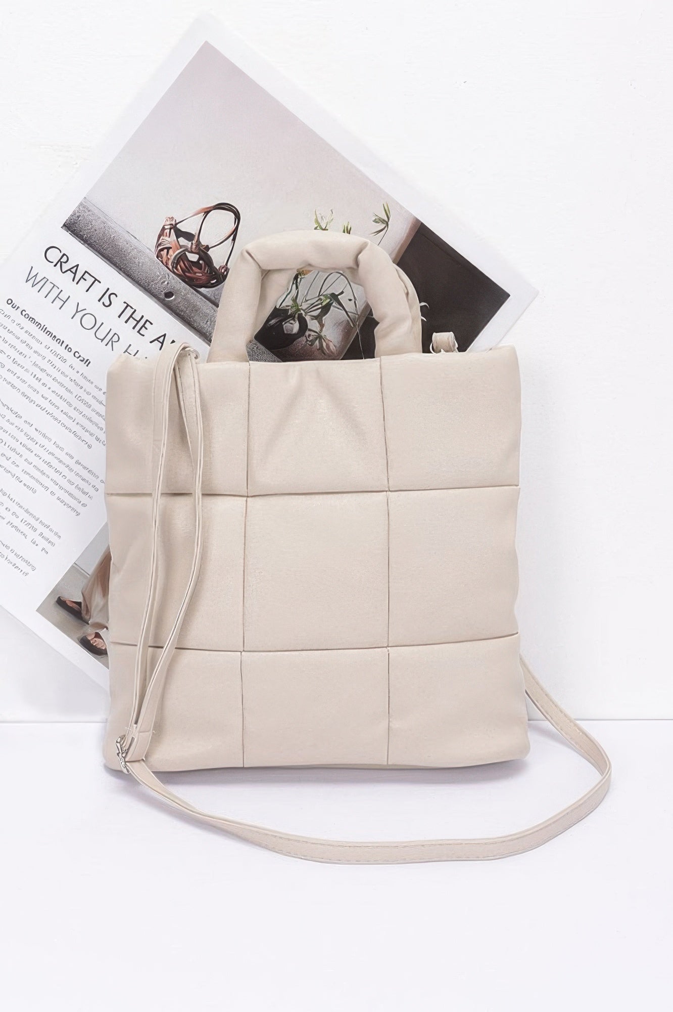 StrapStory - Tote Bag 1917