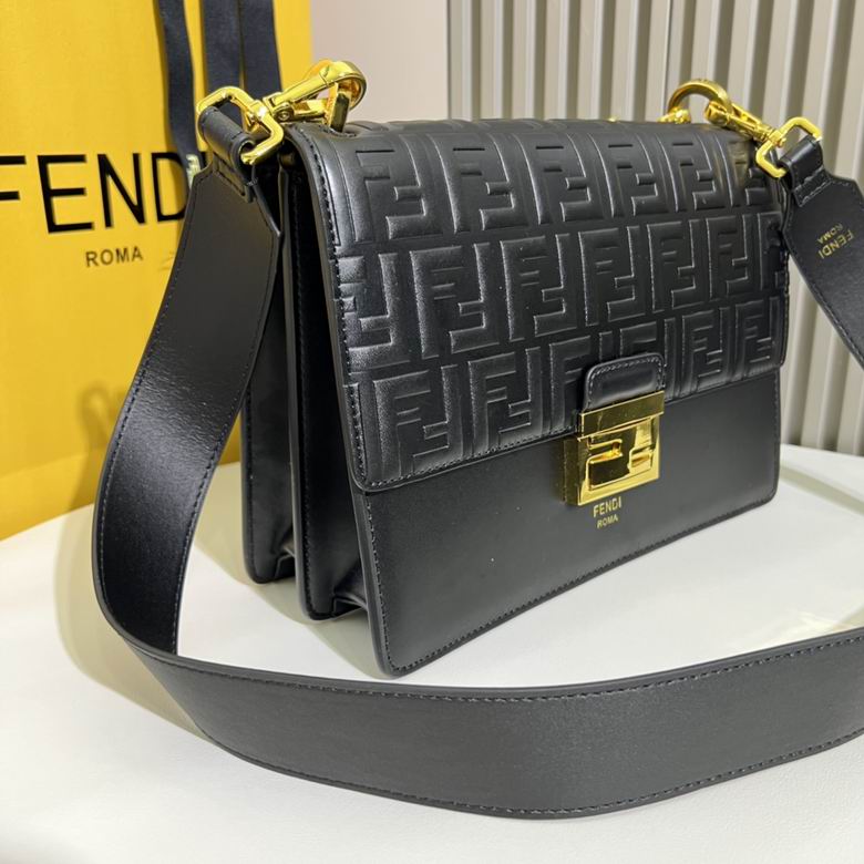 FDNI-Bags - Strap Story - 087