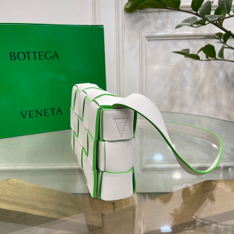 BTVA-Bags - Strap Story - 210