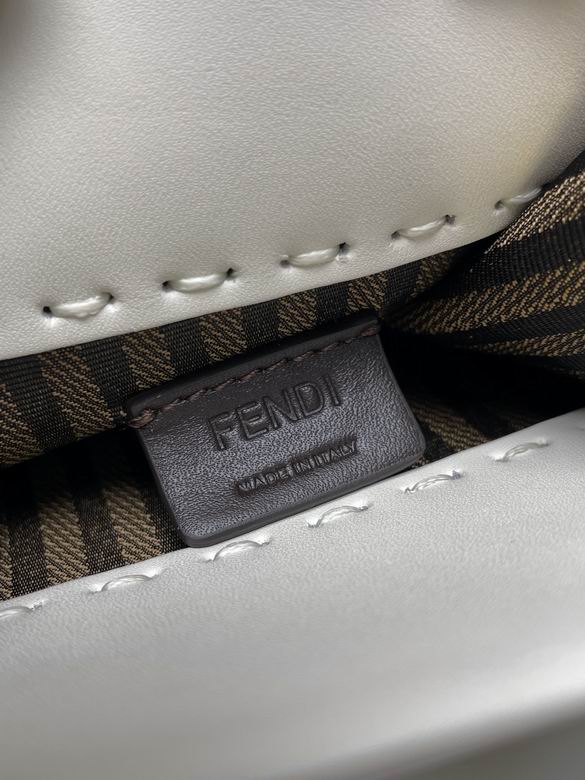 FDNI-Bags - Strap Story - 095