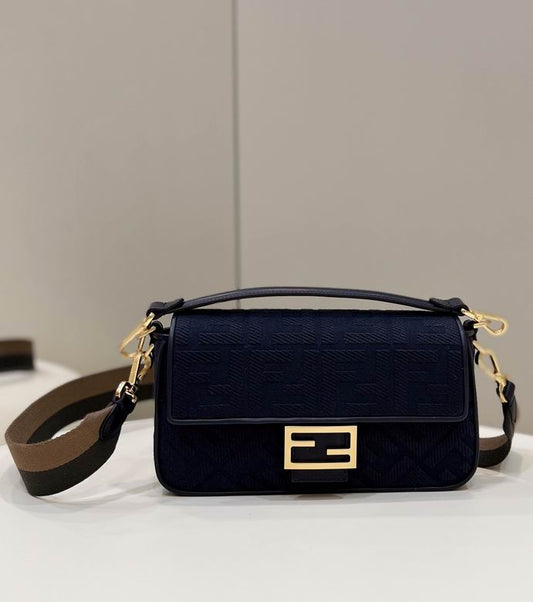FDNI-Bags - Strap Story - 040
