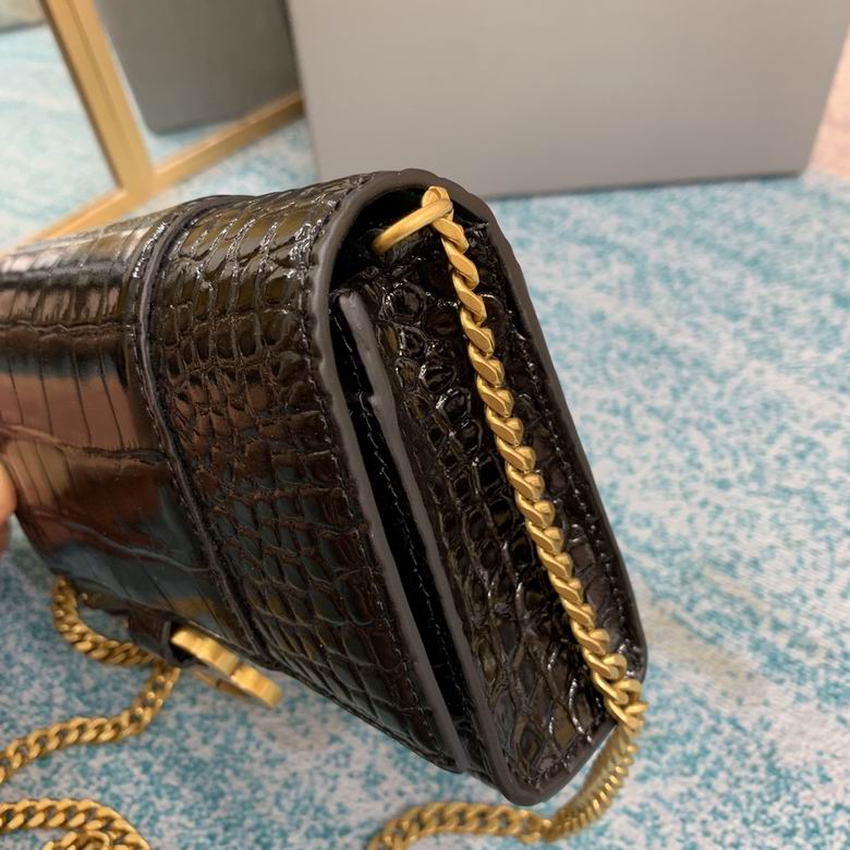 BLGA-Bags - Strap Story - 237