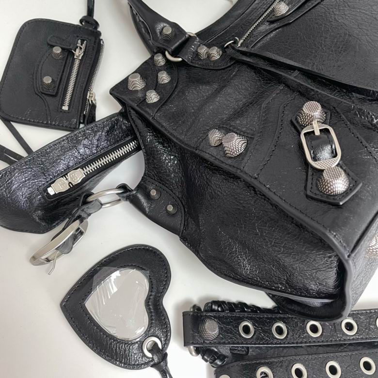 BLGA-Bags - Strap Story - 190