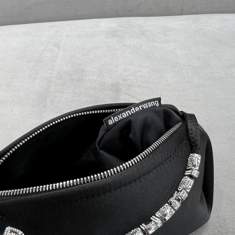 AXWG-Bag - Strap Story - 004