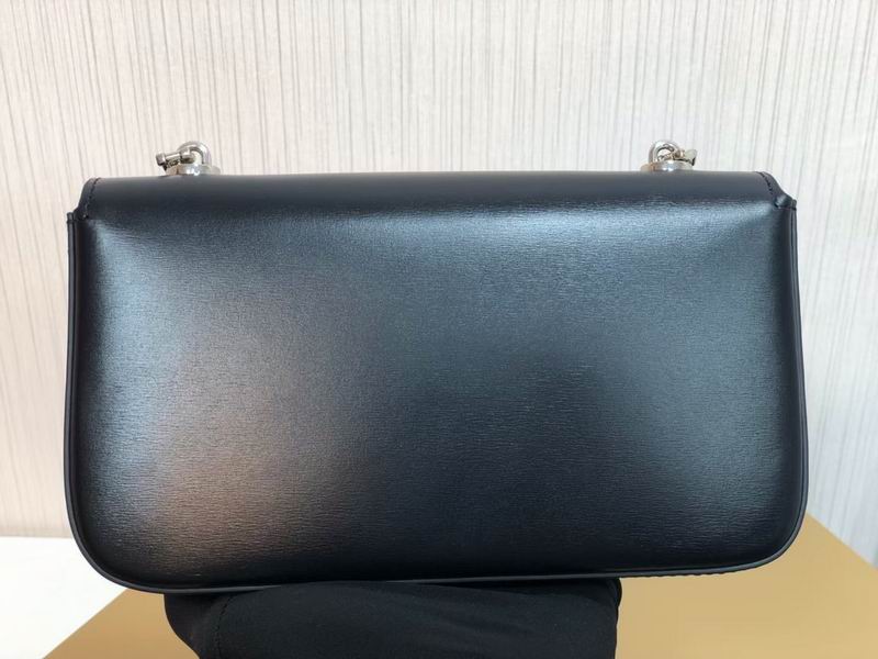 CLNE-Bags - Strap Story - 567