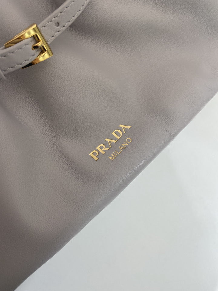 PRD-Bags - Strap Story - 1951