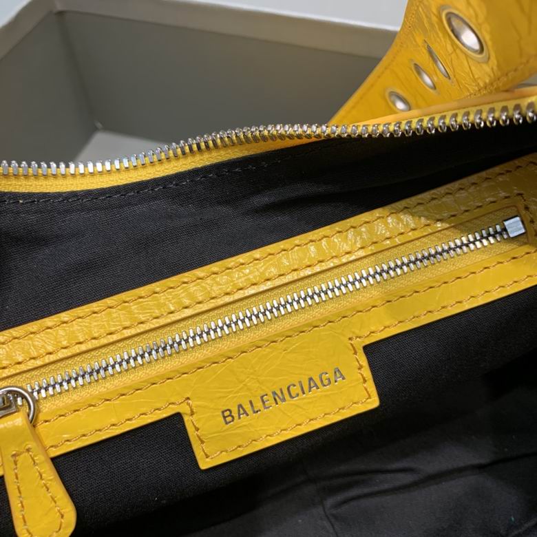BLGA-Bags - Strap Story - 104