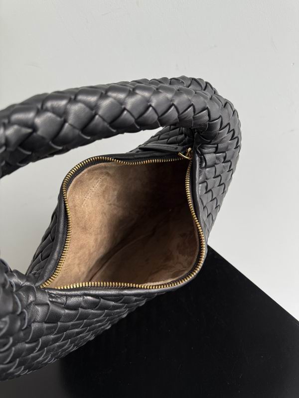 BTVA-Bags - Strap Story - 384