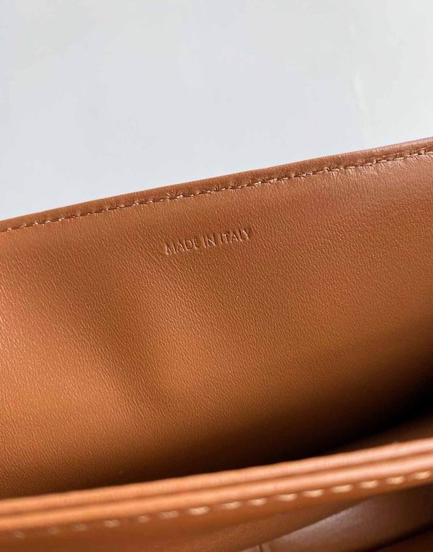 CLNE-Bags - Strap Story - 055