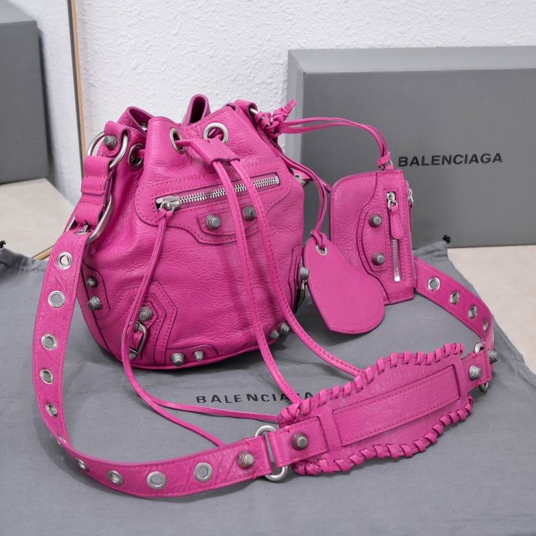 BLGA-Bags - Strap Story - 680