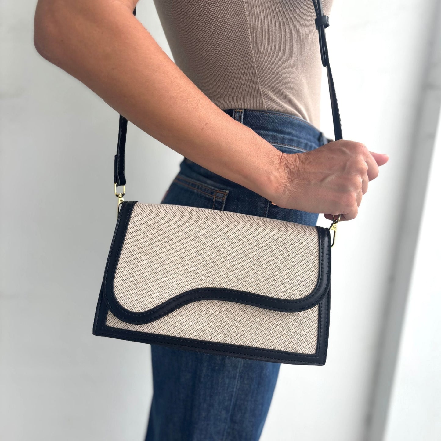 StrapStory - Crossbody 2824
