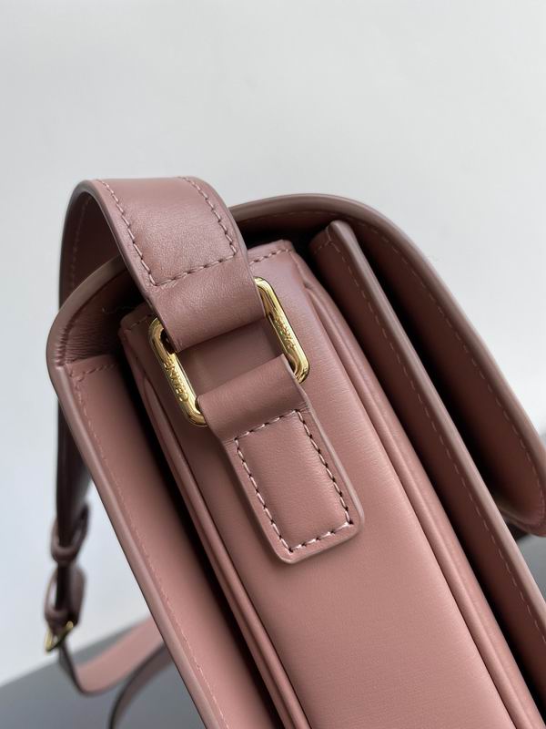 CLNE-Bags - Strap Story - 570
