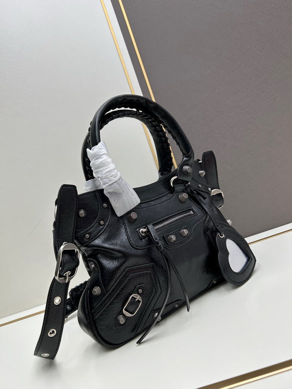 BLGA-Bags - Strap Story - 760