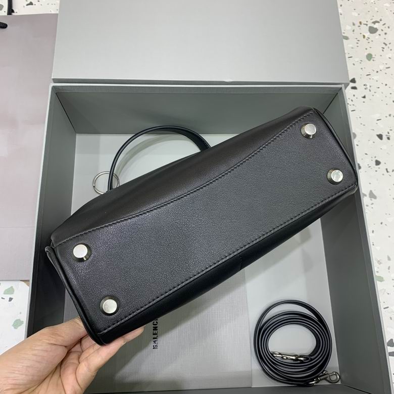 BLGA-Bags - Strap Story - 685