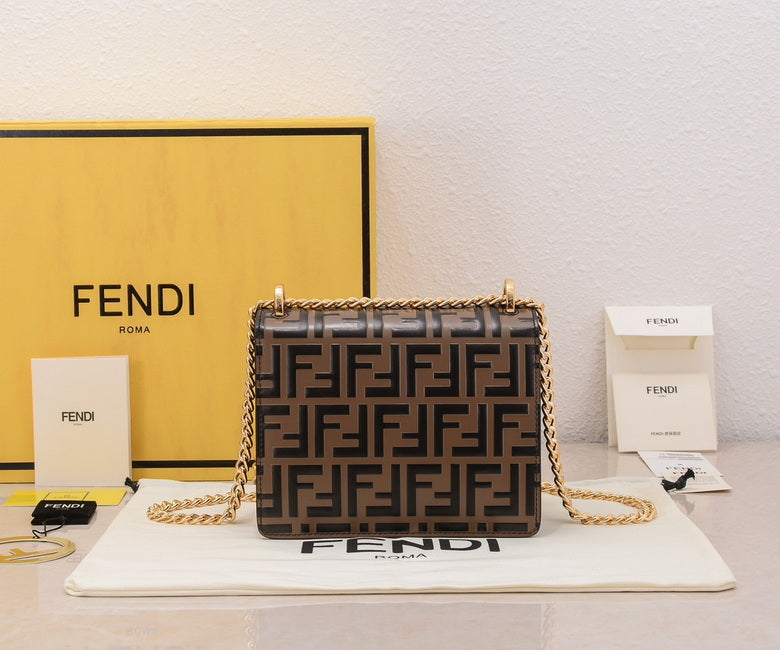 FDNI-Bags - Strap Story - 371