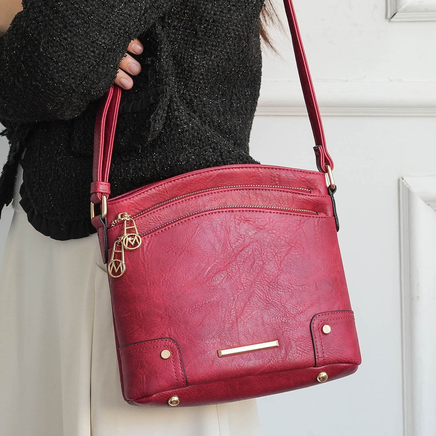 StrapStory - Crossbody 2048