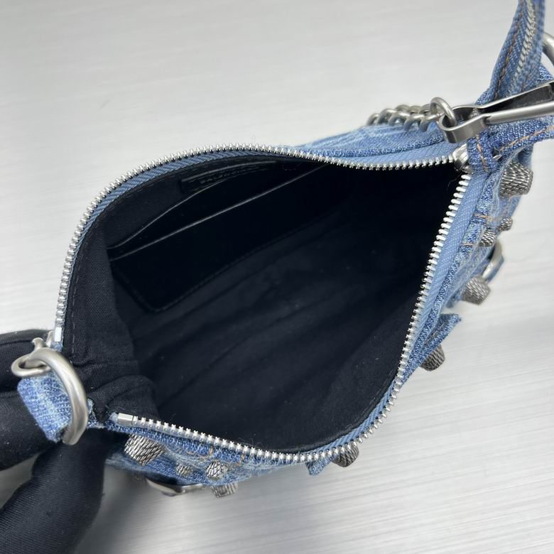 BLGA-Bags - Strap Story - 338