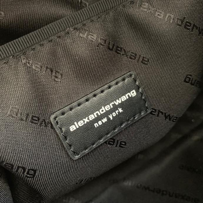 AXWG-Bag - Strap Story - 005