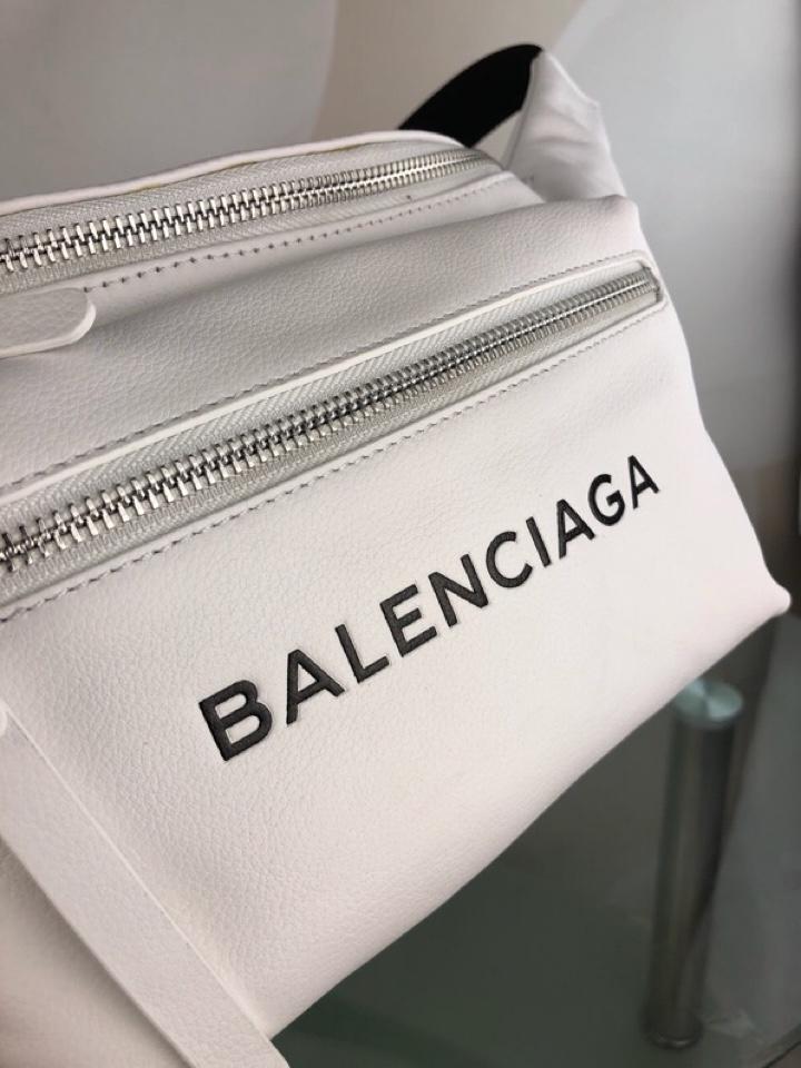 BLGA-Bags - Strap Story - 060