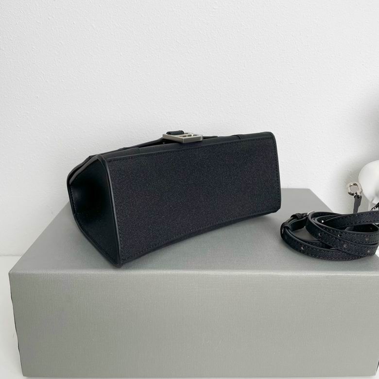 BLGA-Bags - Strap Story - 456