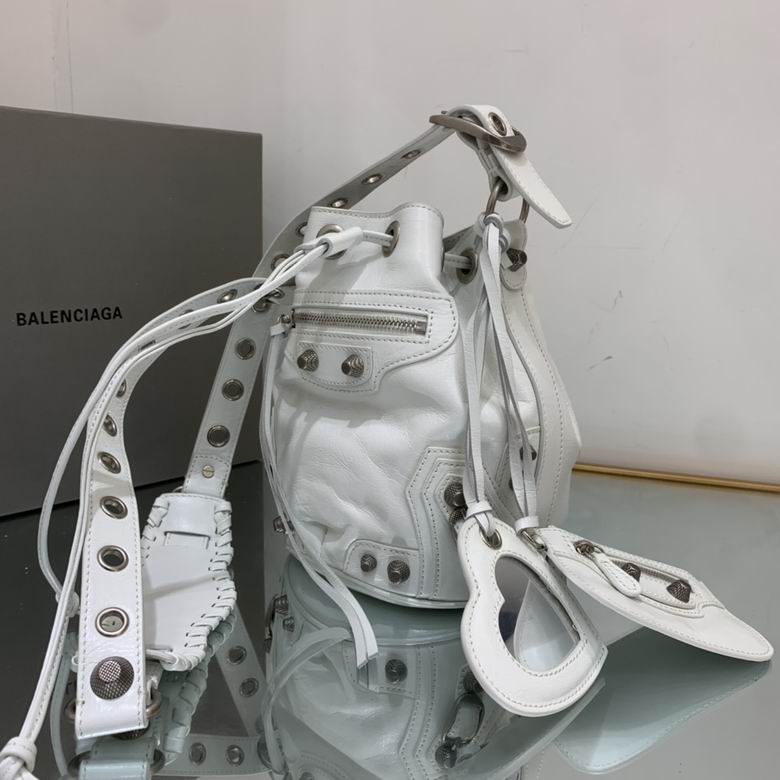 BLGA-Bags - Strap Story - 040