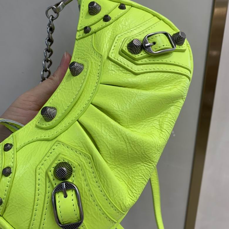 BLGA-Bags - Strap Story - 374