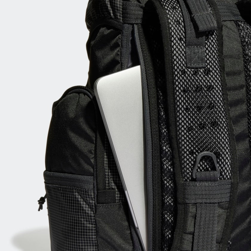 StrapStory - Backpack 543