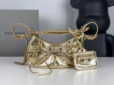 BLGA-Bags - Strap Story - 108
